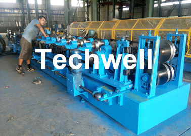 Quick Interchangeable G.I Coil / Carbon CZ Purlin Roll Forming Machine With Touch Screen