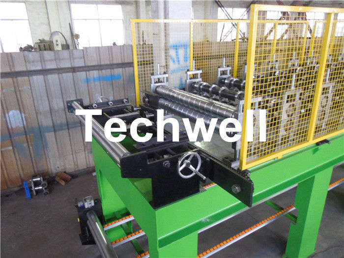 High Speed Steel Roofing Sheet Roof Roll Forming Machine with Flying Cutting