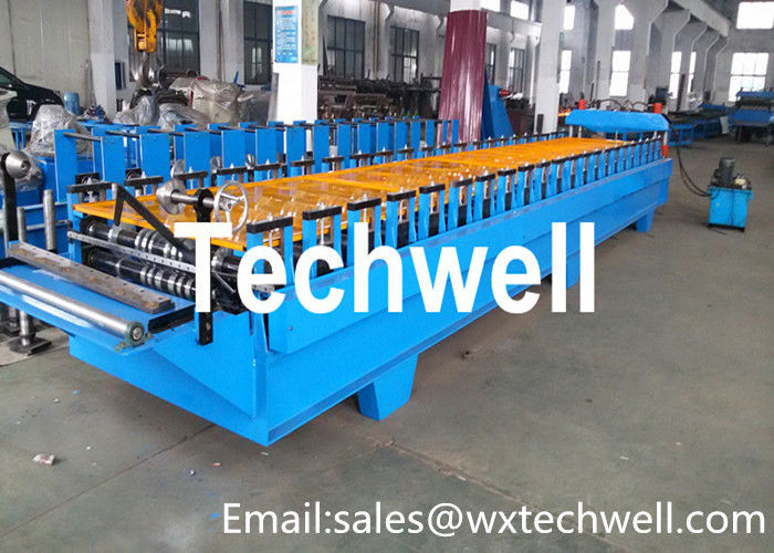 High Speed Roof Panel / Roof Sheet Roll Forming Machine With Chain Drive PLC Control