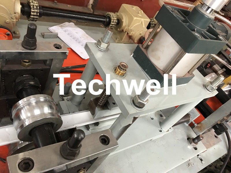 PU Foam Rolling Shutter Door Slat Roll Forming Machine With 0-15m/min Forming Speed , Gearbox Drive Type