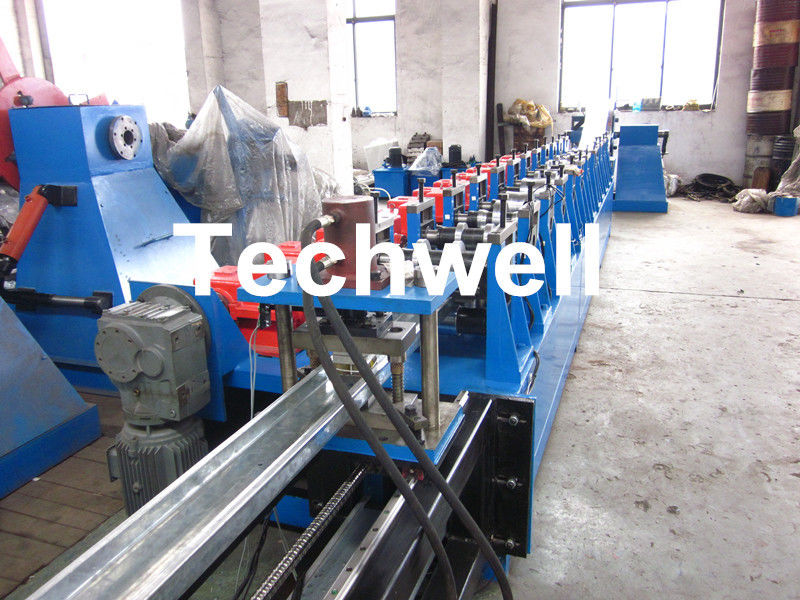 High Productivity C Purlin Roll Forming Machine With Manual Or Hydraulic Decoiler