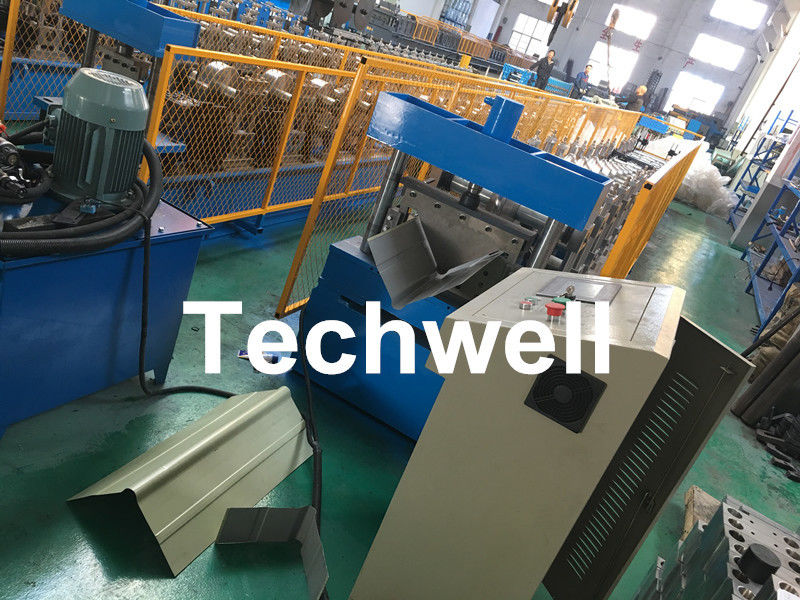Roof Ridge Cap Roll Forming Machine With Single Chain Transmission , 15 Stands of Forming Stations