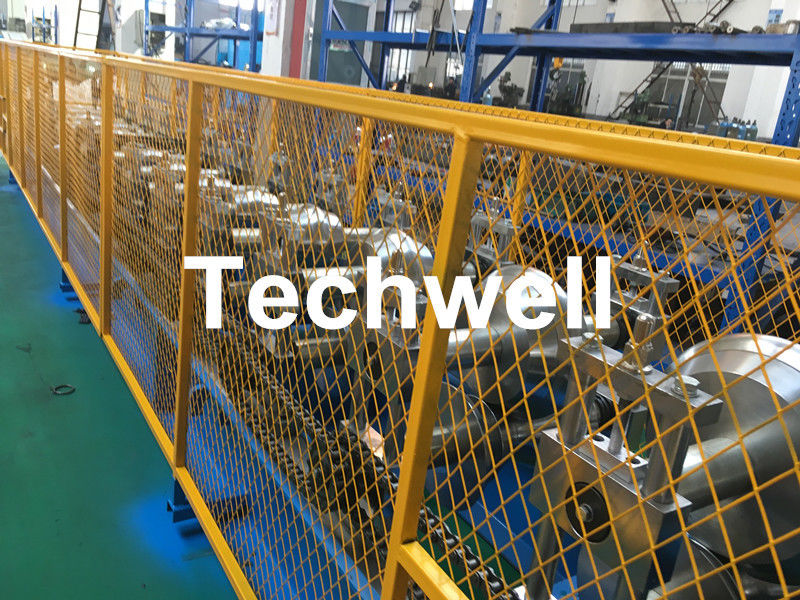 Metal Valley Flashing Roll Forming Machine With 45# High Grade Steel Roller Material And 0-15m/min Forming Speed