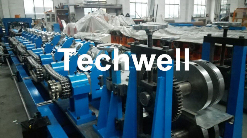 Fully Automatic Galvanized Steel CZ Purlin Roll Forming Machine , Steel CZ Section Profile Roll Forming Equipment