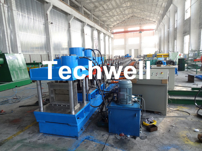 Gear Box Driving Type Purlin Roll Forming Machine For Making C / Z Channel With 1.5-3.0mm Thickness