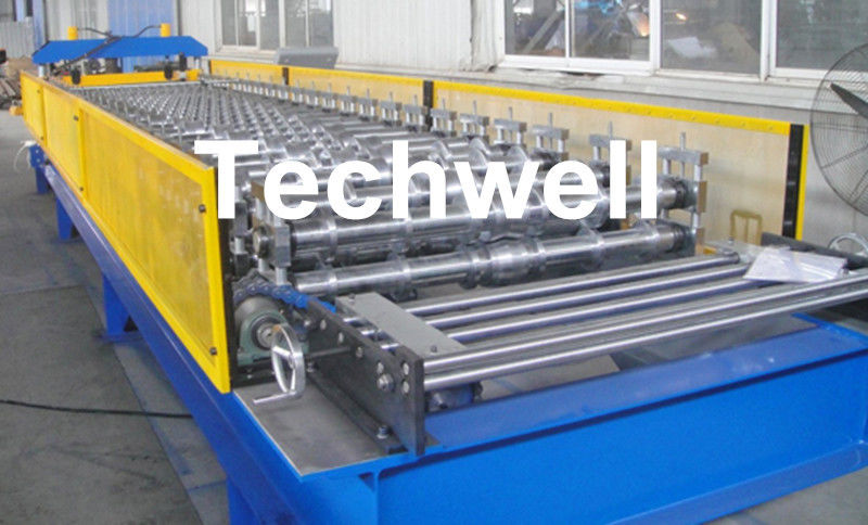 Custom Made Color Steel Roof Wall Roll Forming Machine With PPGI , GI Forming Material