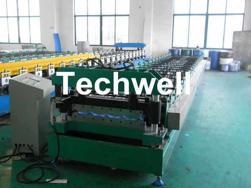 18 Forming Stations Roof Roll Forming Machine With Manual Or Hydraulic Type Decoiler / Uncoiler