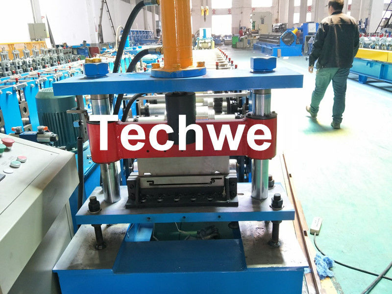 HRC58-62 Hardness Standing Seaming Roofing Panel Machine For Making Roof Wall Cladding , Roofing Sheet