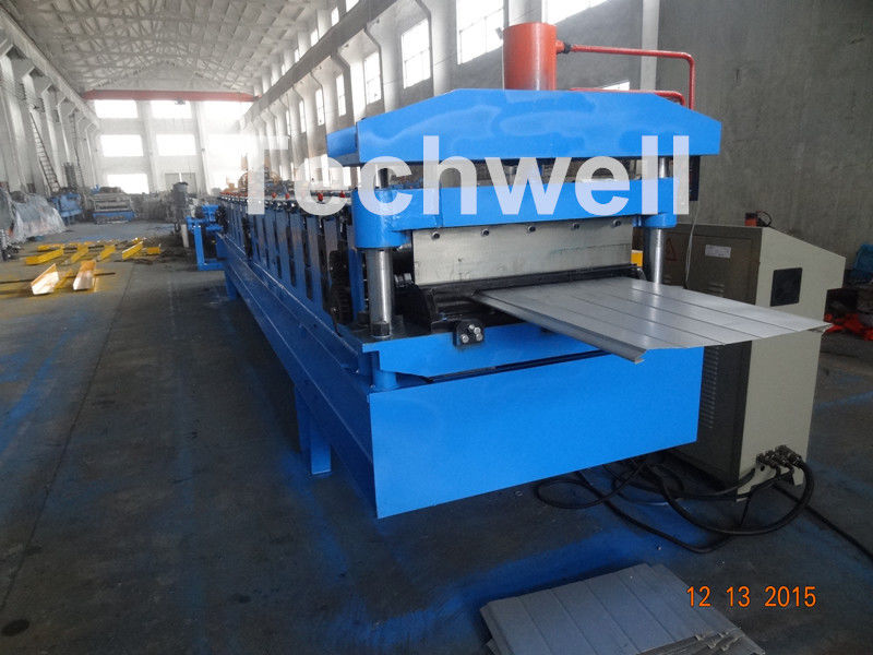Reasonable Cold Roll Forming Machine For PU Roof Panels , PPGI Galvanized Steel Raw Material