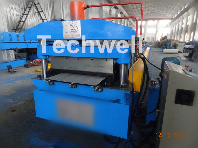 Reasonable Cold Roll Forming Machine For PU Roof Panels , PPGI Galvanized Steel Raw Material