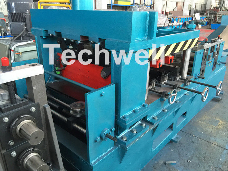 Galvanized / Carbon Steel CZ Shaped Roll Forming Machine For 0-15m/min Forming Speed