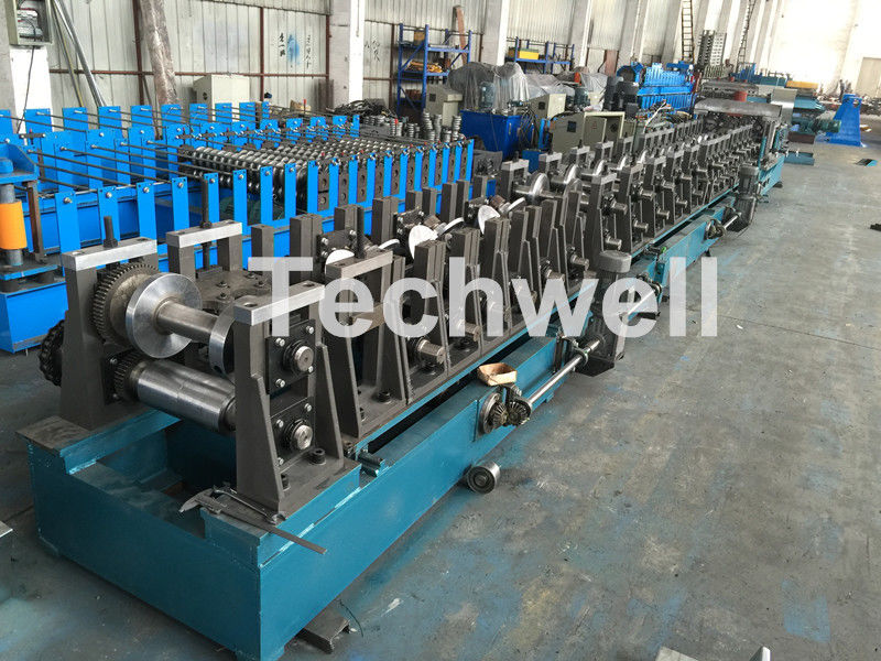 Galvanized / Carbon Steel CZ Shaped Roll Forming Machine For 0-15m/min Forming Speed