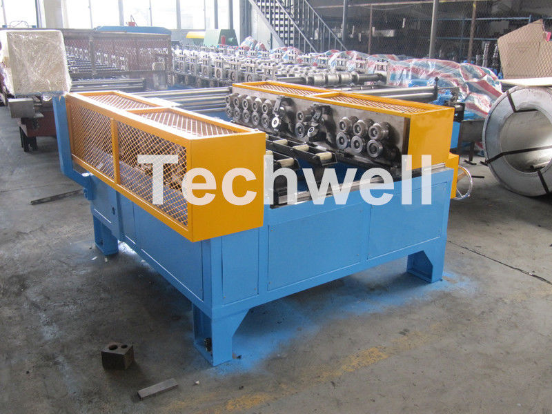 Simple Type Cold Roll Forming Equipment For Lateral Movement By Adjusted Side Handwheel