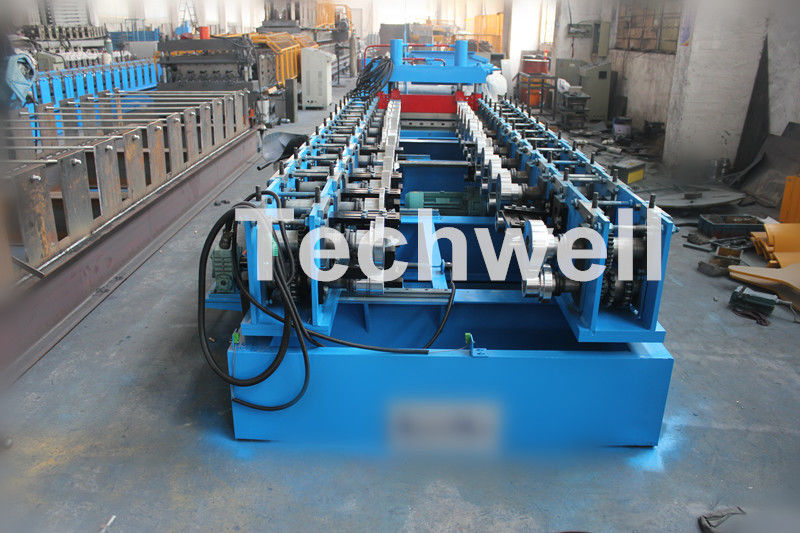 0-15m/min Forming Speed Cold Roll Forming Machine With Sheet Left And Right Traverse Movement
