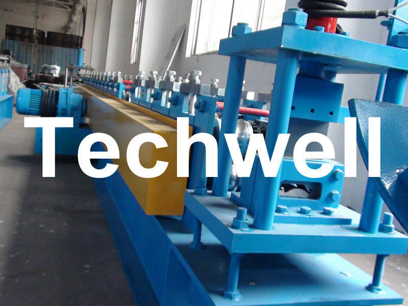 0.5 - 1.2mm Thickness Steel Roller Shutter Forming Machine With 5 - 15 m/min Speed